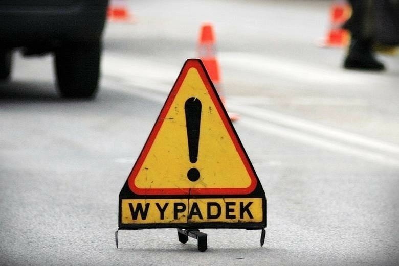 Tragiczny wypadek na trasie Koszalin-Polanów. Nie żyje kierowca Volkswagena