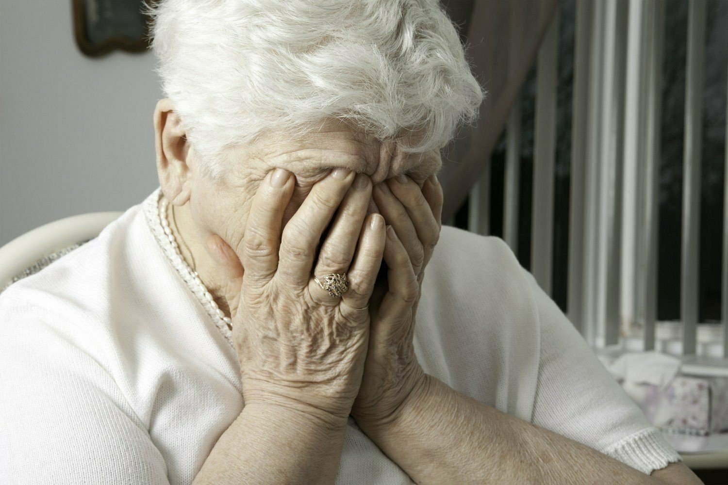 Oszuści nie dają o sobie zapomnieć. 91-latka z Koszalina straciła pieniądze